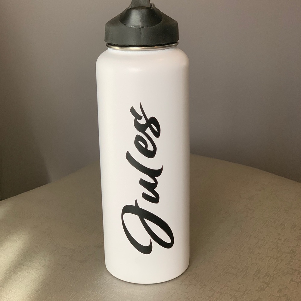 Insulated water bottle 32 oz
